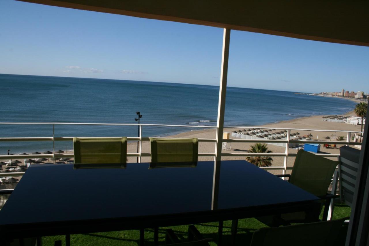 Apartamento En Primera Linea/Beachfront Apartment Fuengirola Exterior photo