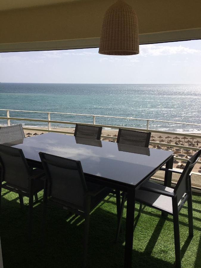 Apartamento En Primera Linea/Beachfront Apartment Fuengirola Exterior photo
